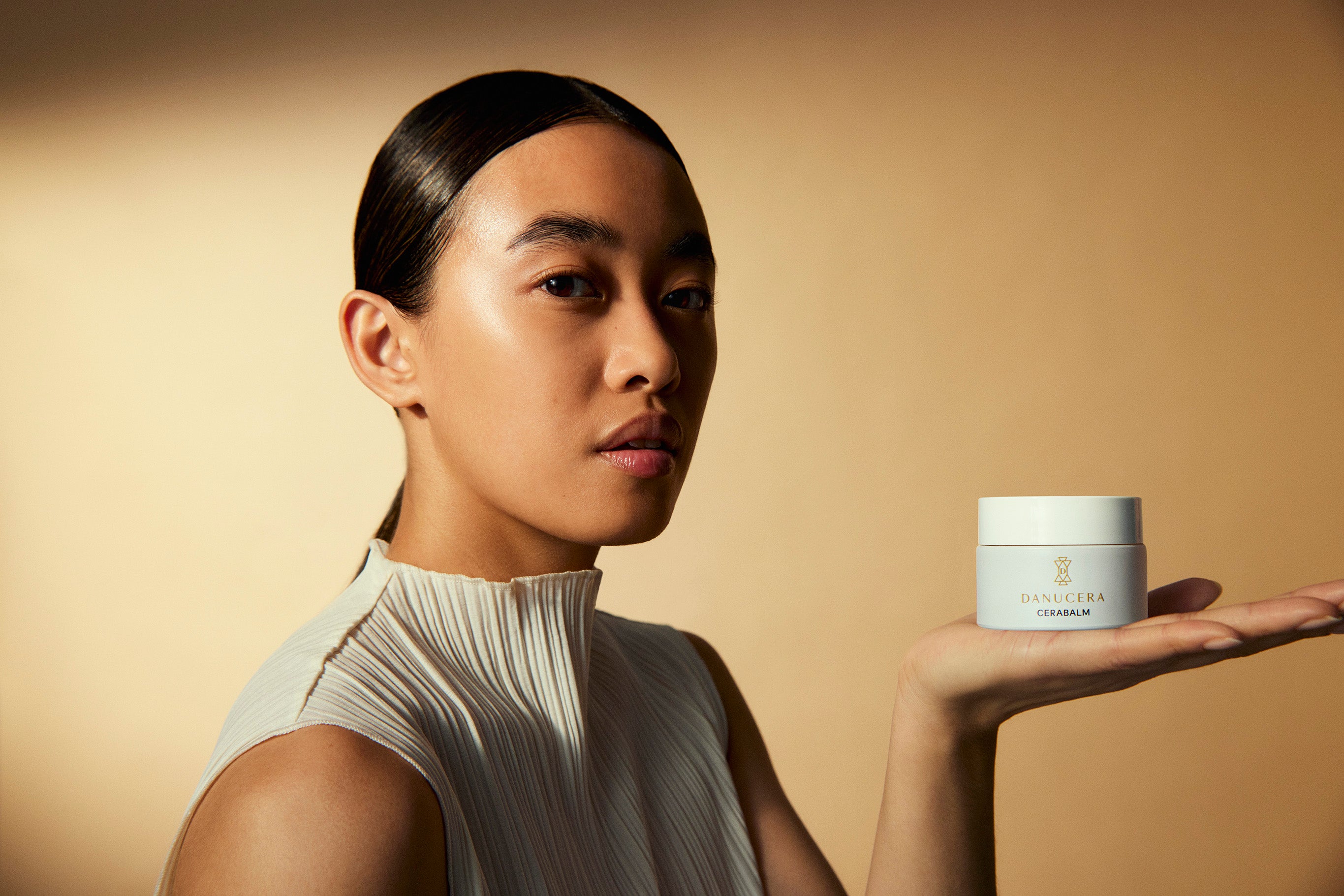 Achieve Radiant Skin With Emmy Bre (Raydiance) - v2y3tjk
