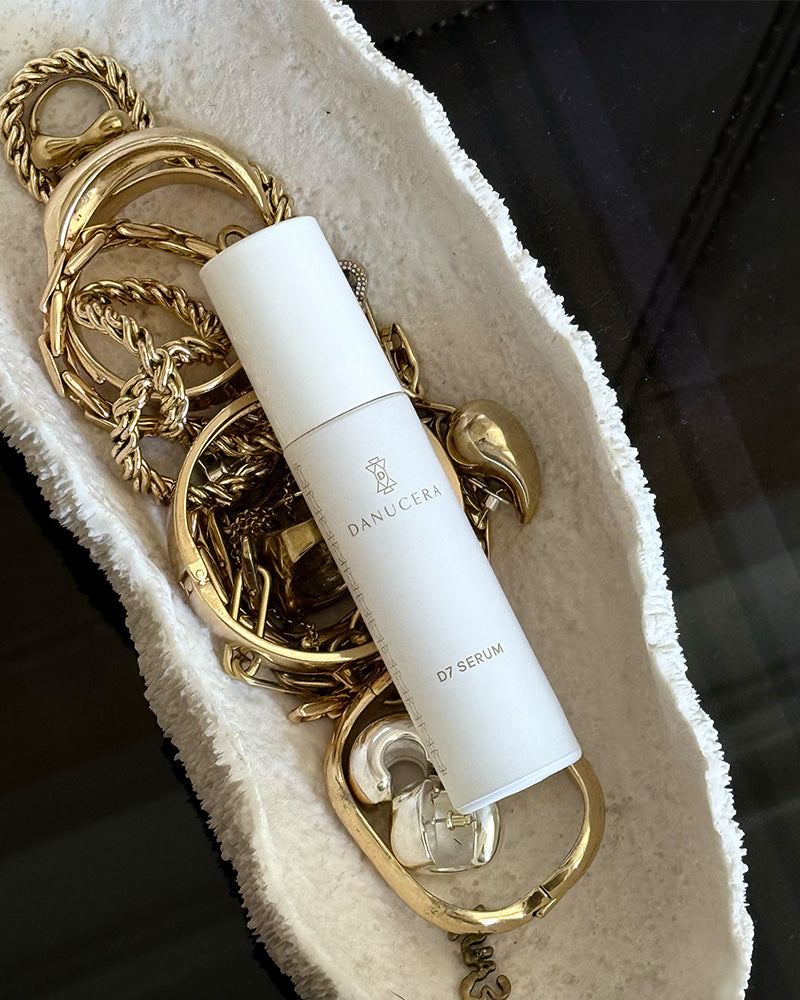 D7 Serum Finishing Glow Boosting Serum | Danucera