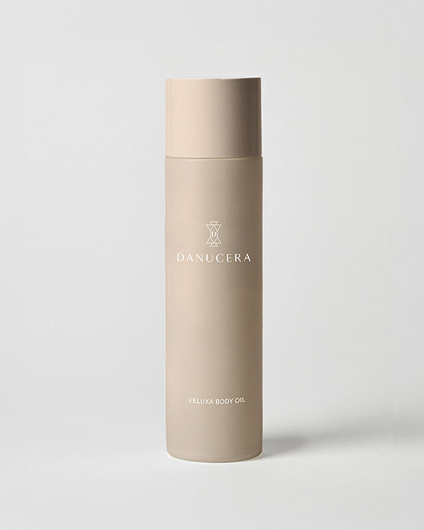 VELUXA BODY OIL