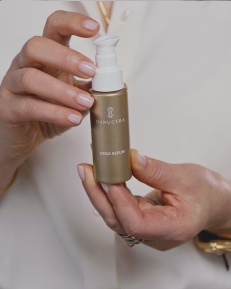 Mega Serum Vitamin C + Niacinamide Brightening Serum | Danucera